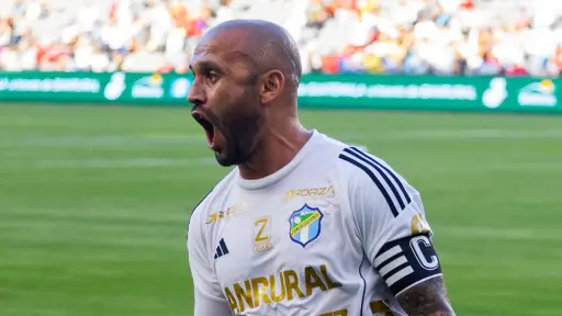 José Contreras vuelve a una convocatoria de Comunicaciones