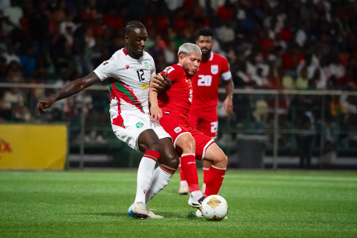 Surinam vs. Panamá por eliminatoria mundialista (fase final)