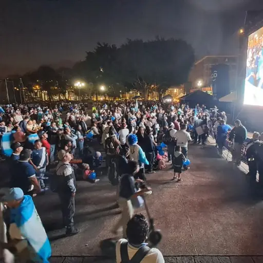 Este es el ambiente en la Plaza de la Constitución. ,Foto Omar Solís