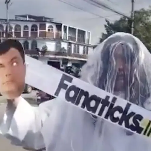 Consigna en las afueras del Cementos Progreso.  ,X/@futbolerosgt