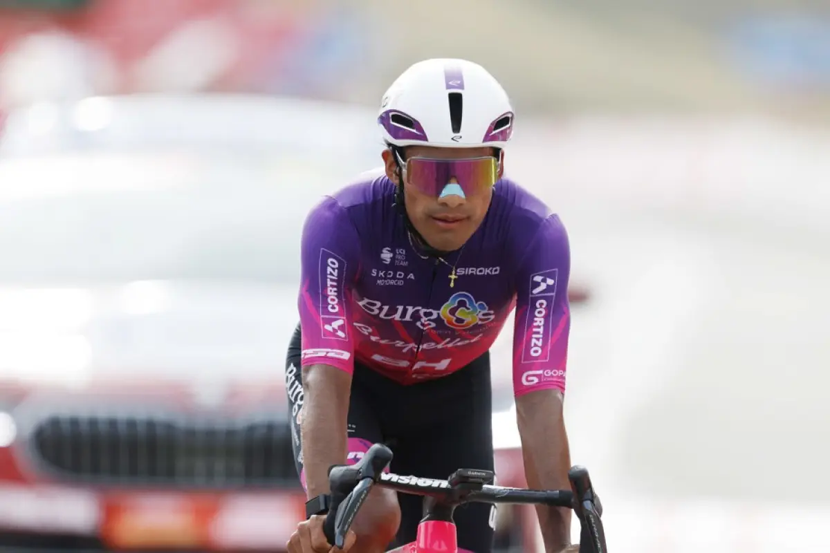 Sergio Chumil sigue cumpliendo su sueño en la Vuelta a España 2025