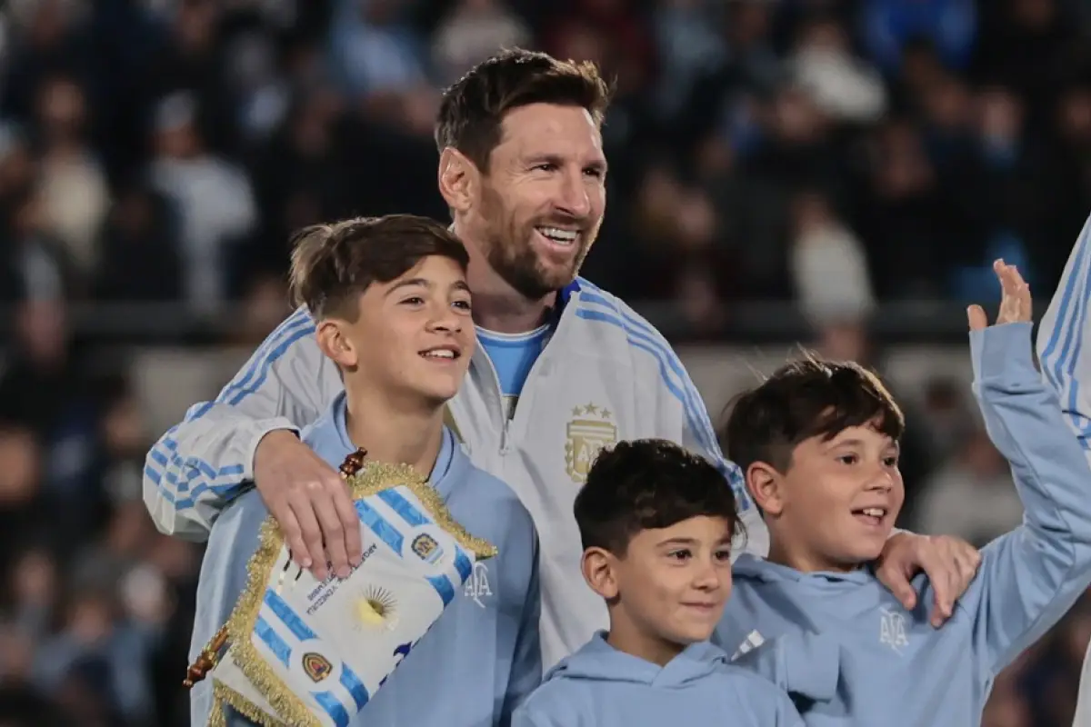 Lionel Messi en su despedida del suelo argentino durante partido eliminatorio 
