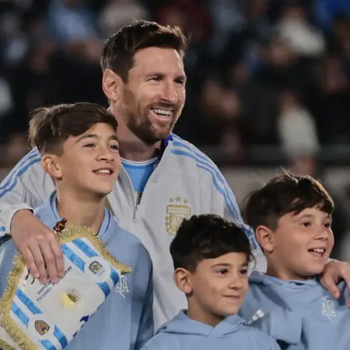 Lionel Messi en su despedida del suelo argentino durante partido eliminatorio 