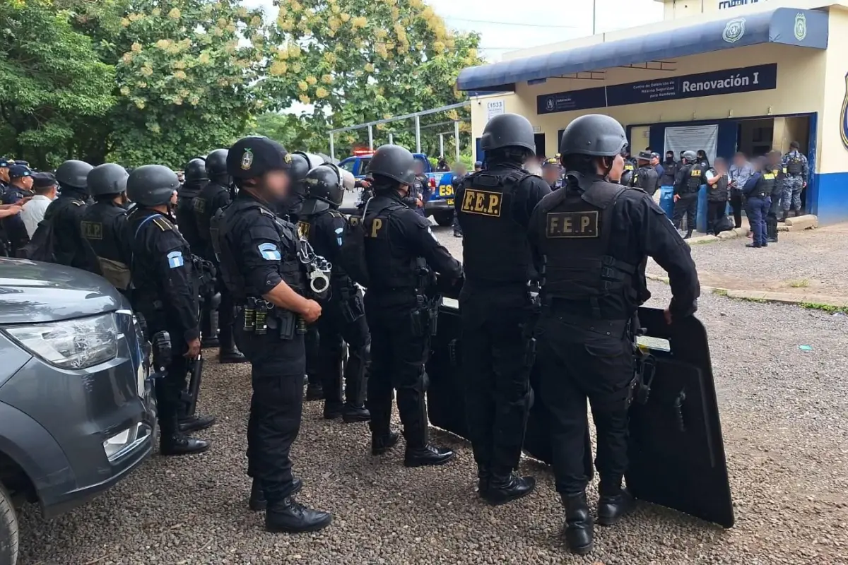 Equipos de la PNC y del Sistema Penitenciario mantienen presencia en la cárcel Renovación 1., PNC