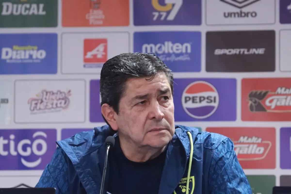 Luis Fernando Tena, técnico de la Selección de Guatemala - Alex Meoño