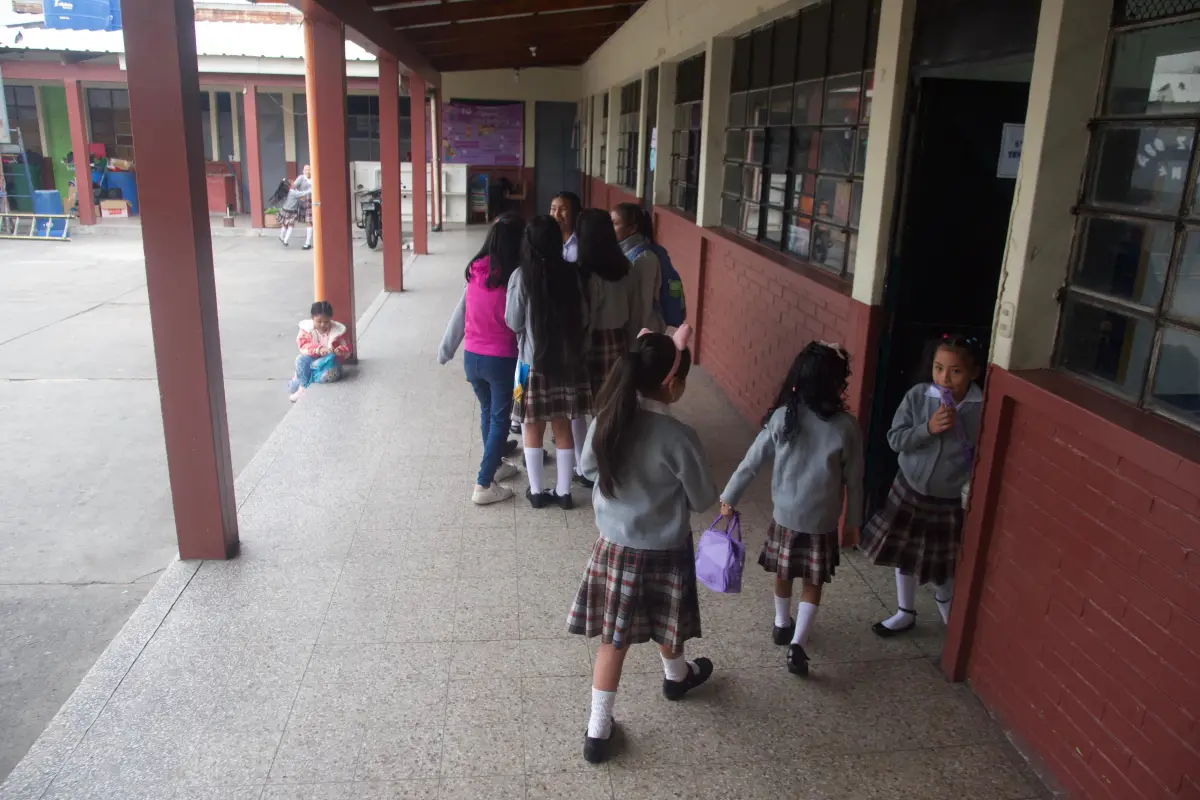 estudiantes - educación - escuela - clases