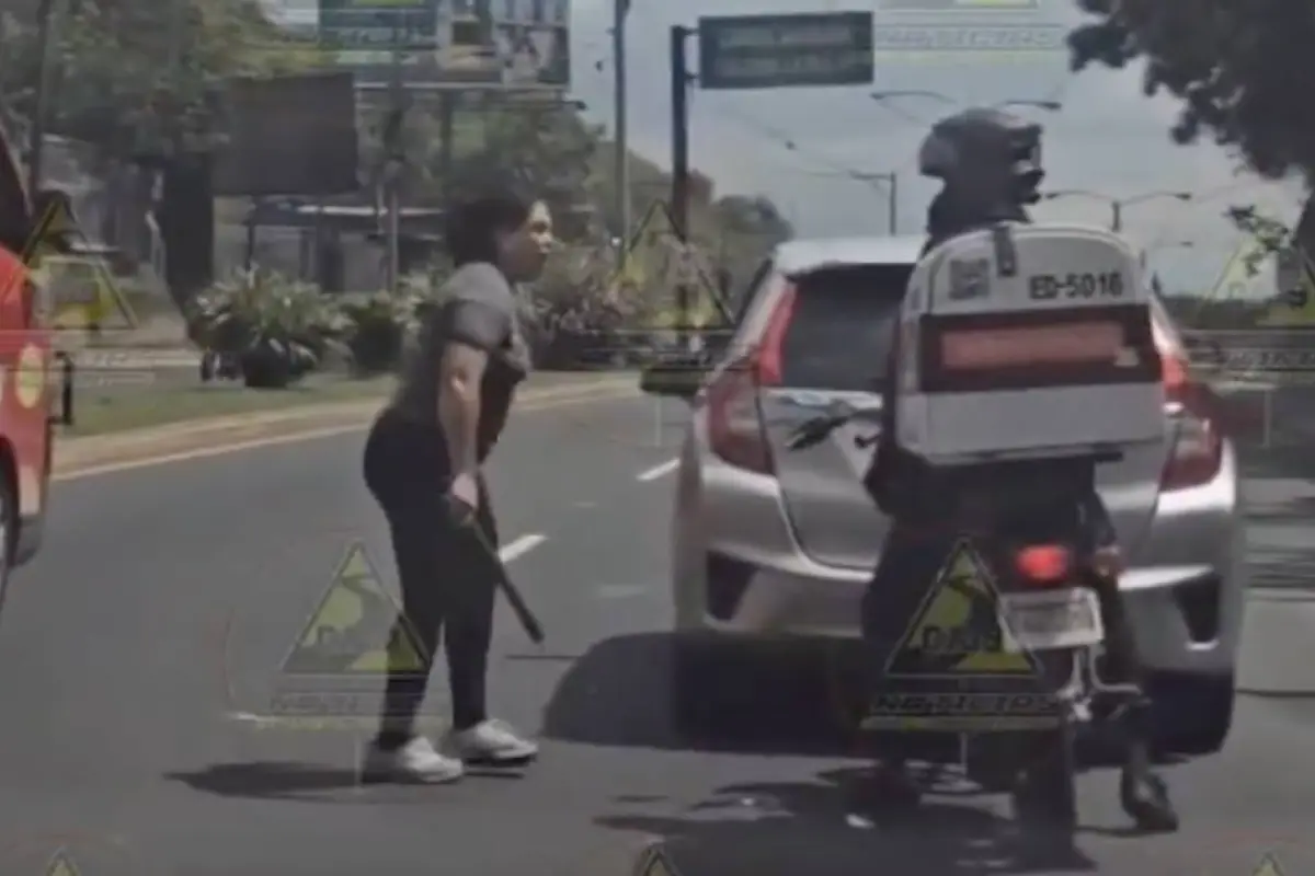 Motorista agredido., Captura de pantalla video X.