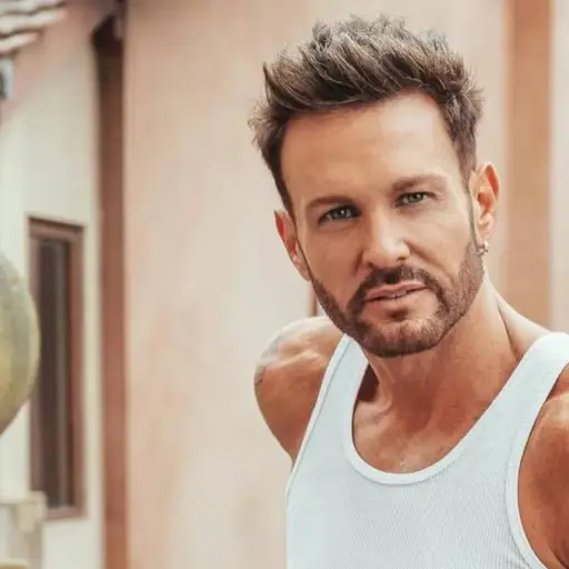 Axel cantante ,Instagram