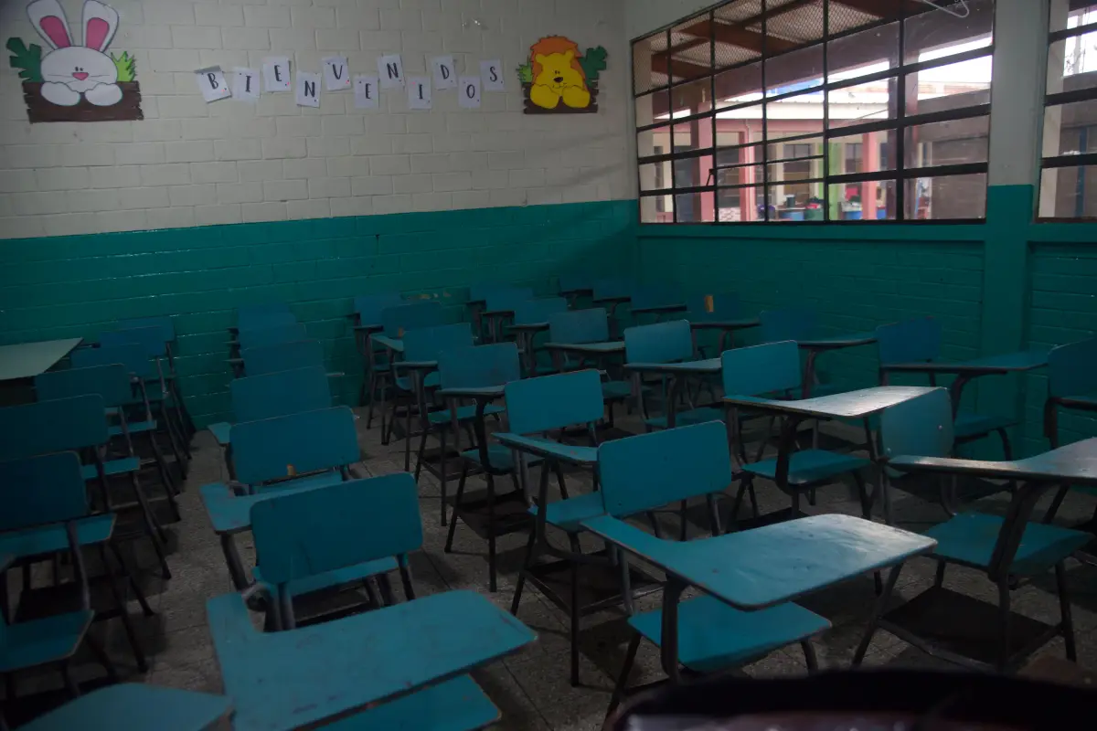 estudiantes - educación - escuela - clases