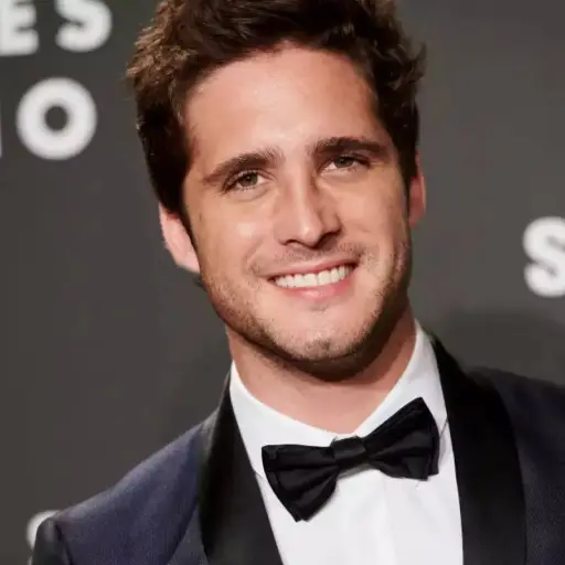 Diego Boneta ,Instagram