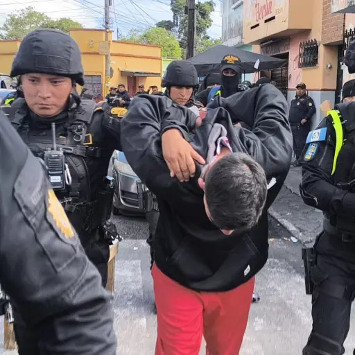 Más de 30 personas fueron capturadas en el marco del operativo. ,PNC