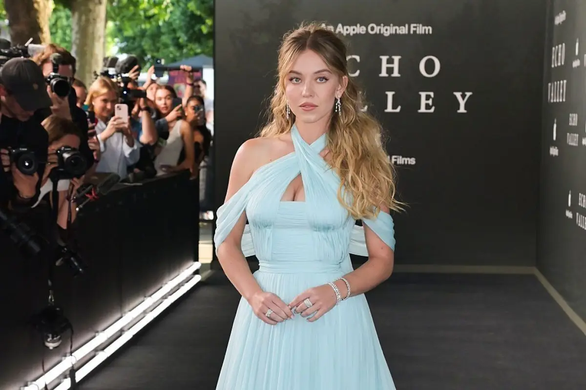 Sydney Sweeney, Instagram