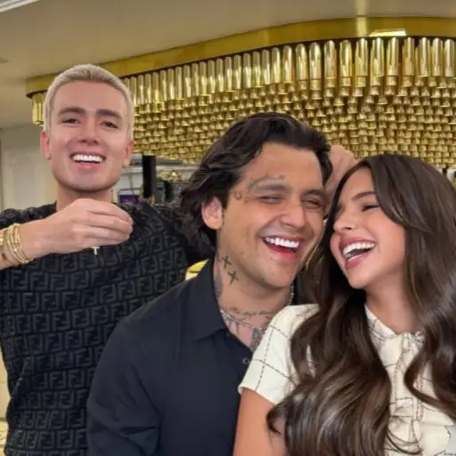 Micky Hair y Ángela Aguilar ,Instagram