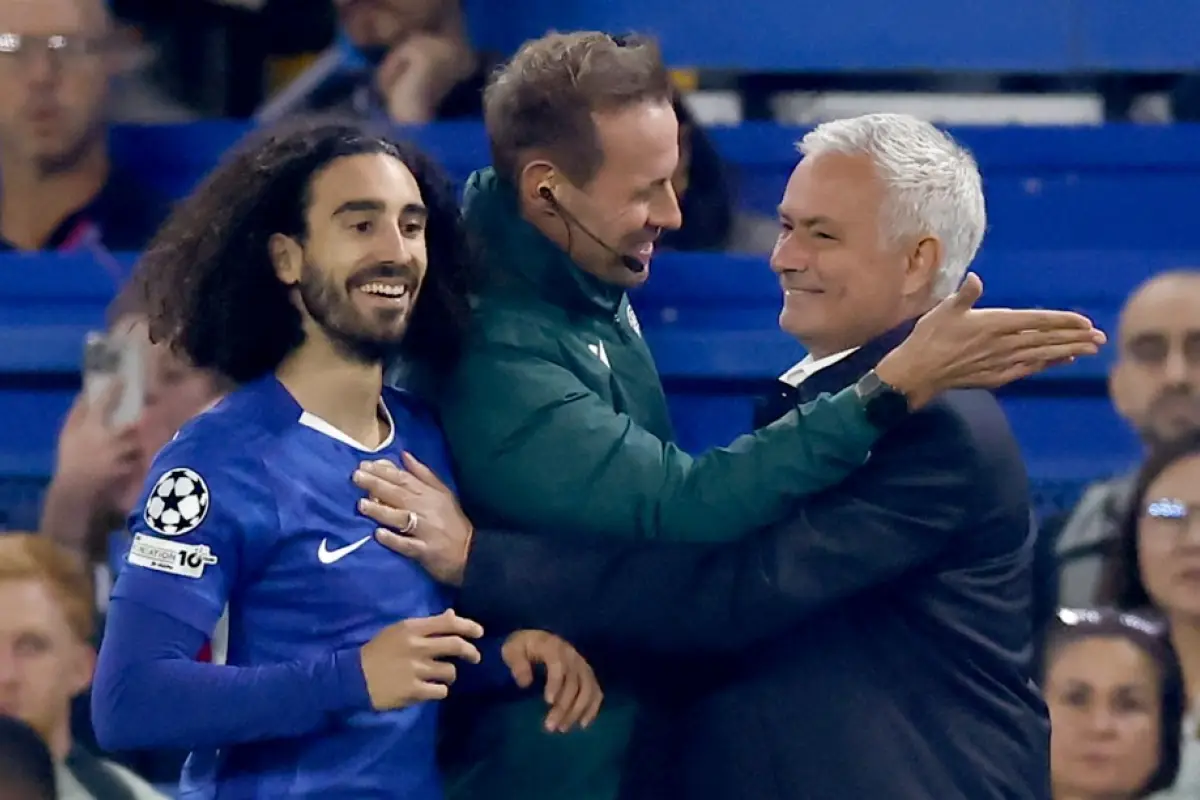 José Mourinho, recibido con honores en Stamford Bridge