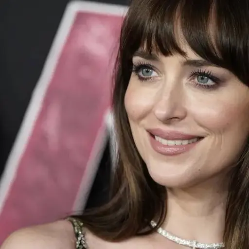 Dakota Johnson ,Instagram