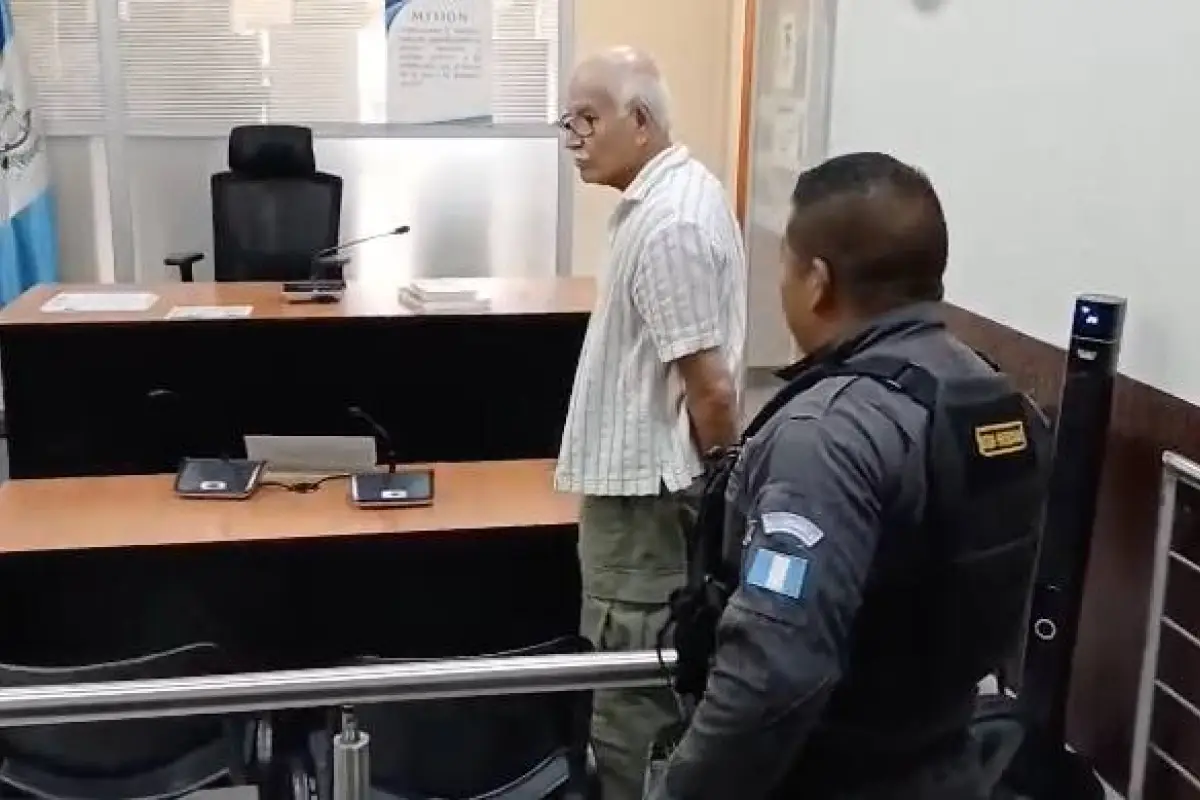 Carlos Ovidio Acevedo Navas, implicado en agresión a motorista en zona 9., Ángel Oliva/EU