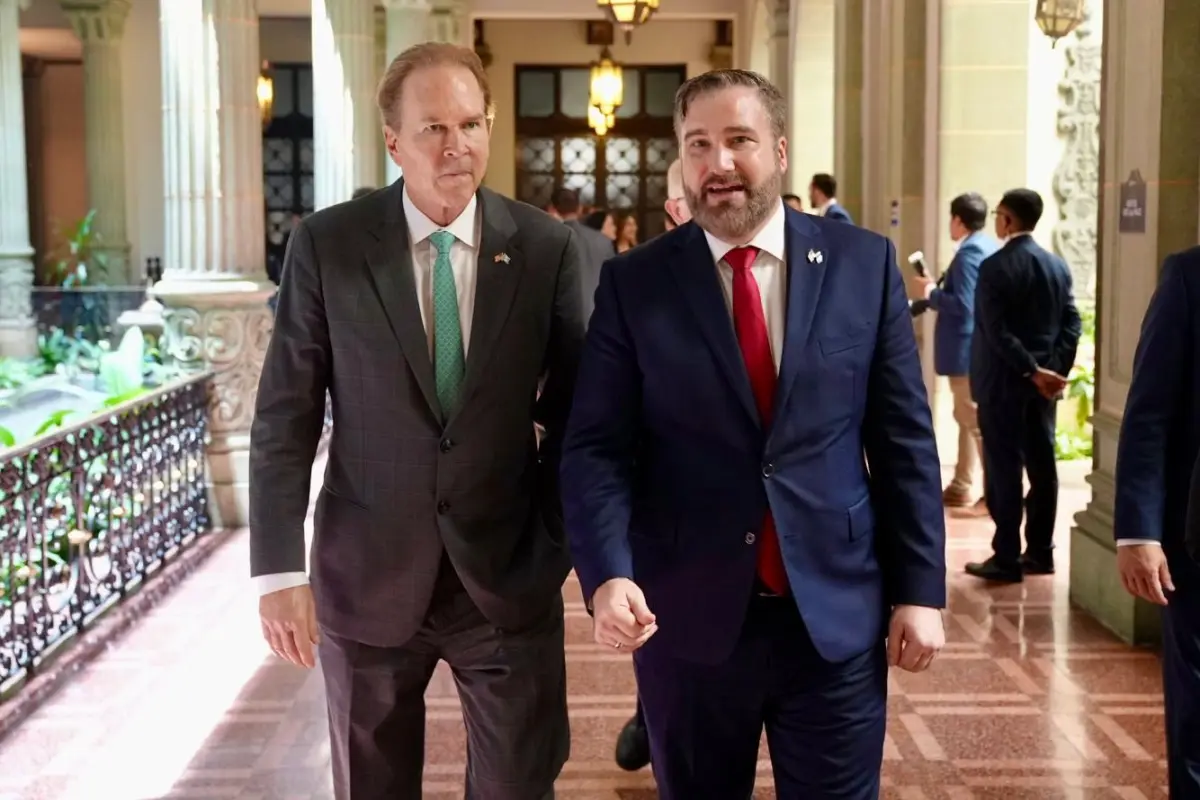 El Congresista Vern Buchanan Embajador, junto a Tobin Bradley, Embajador de los Estados Unidos en Guatemala., Foto Embajada de los Estados Unidos en Guatemala