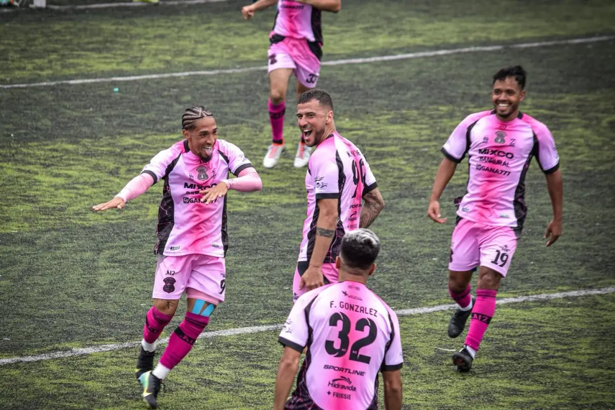 Celebración de Mixco - Deportivo Mixco