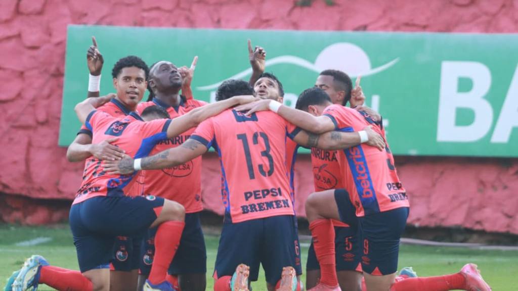 Celebración de Municipal ante Achuapa | Alex Meoño