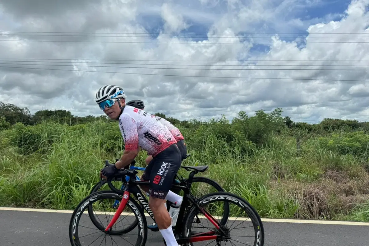 Atropellan al ciclista guatemalteco Josué Canastuj, en Tecpán - FB Josué Canastuj