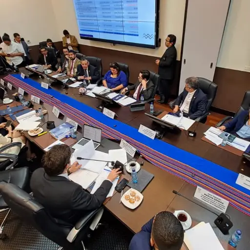Reunión de la Comisión de Finanzas del Congreso con autoridades de diferentes ministerios para abordar propuesta de Presupuesto 2026. ,Omar Solís/Emisoras Unidas