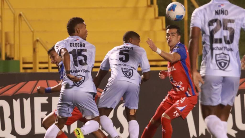 Xelajú MC vs. Sporting San Miguelito - Copa Centroamericana | Alex Meoño