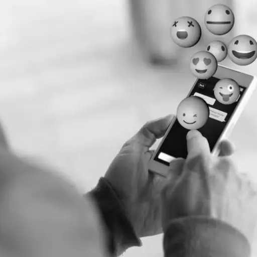 Emojis de risa en Facebook desatan tragedia. ,Redes sociales.