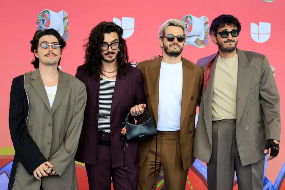 Morat en Premios Juventud, Redes sociales