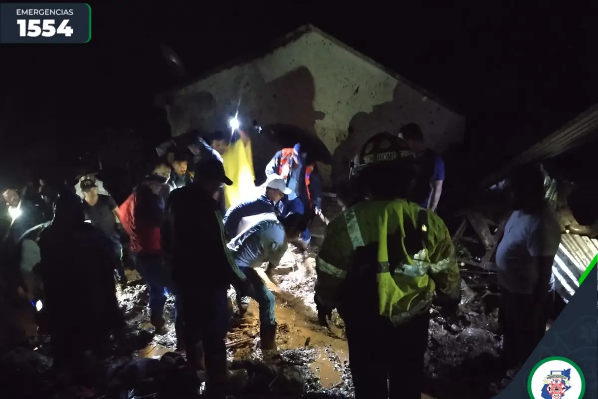 ., Bomberos Municipales Departamentales