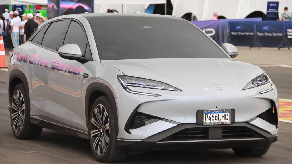 Primer BYD Test Drive Center llega a Guatemala | Alex Meoño