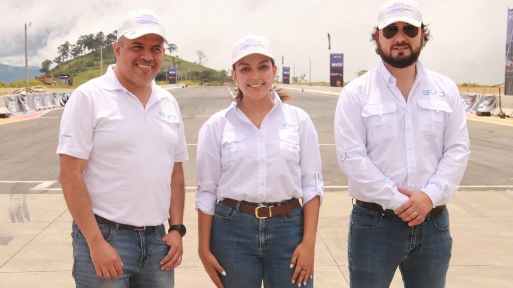 primer-byd-test-drive-center-llega-a-guatemala-6 | 