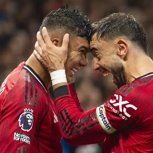 Celebración de Casemiro y Bruno Fernandes - EFE