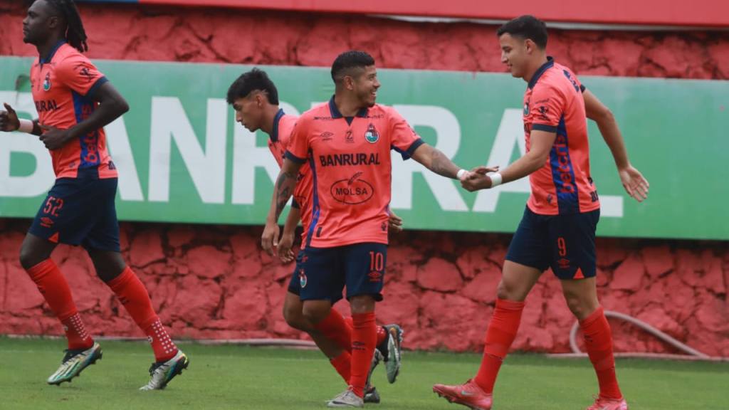 Celebración de José Carlos Martínez ante Marquense | Alex Meoño