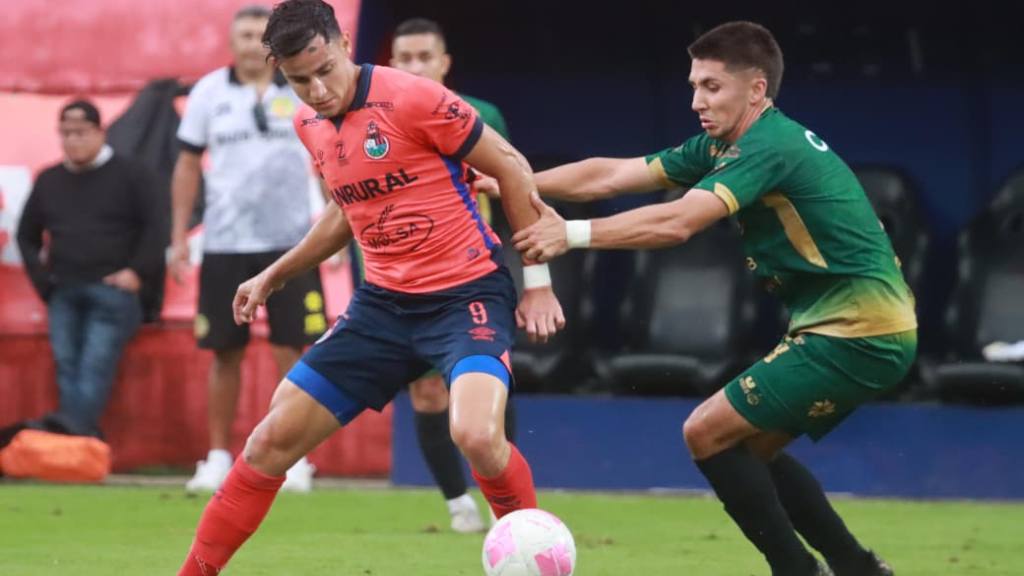 Partido entre Municipal y Marquense | Alex Meoño