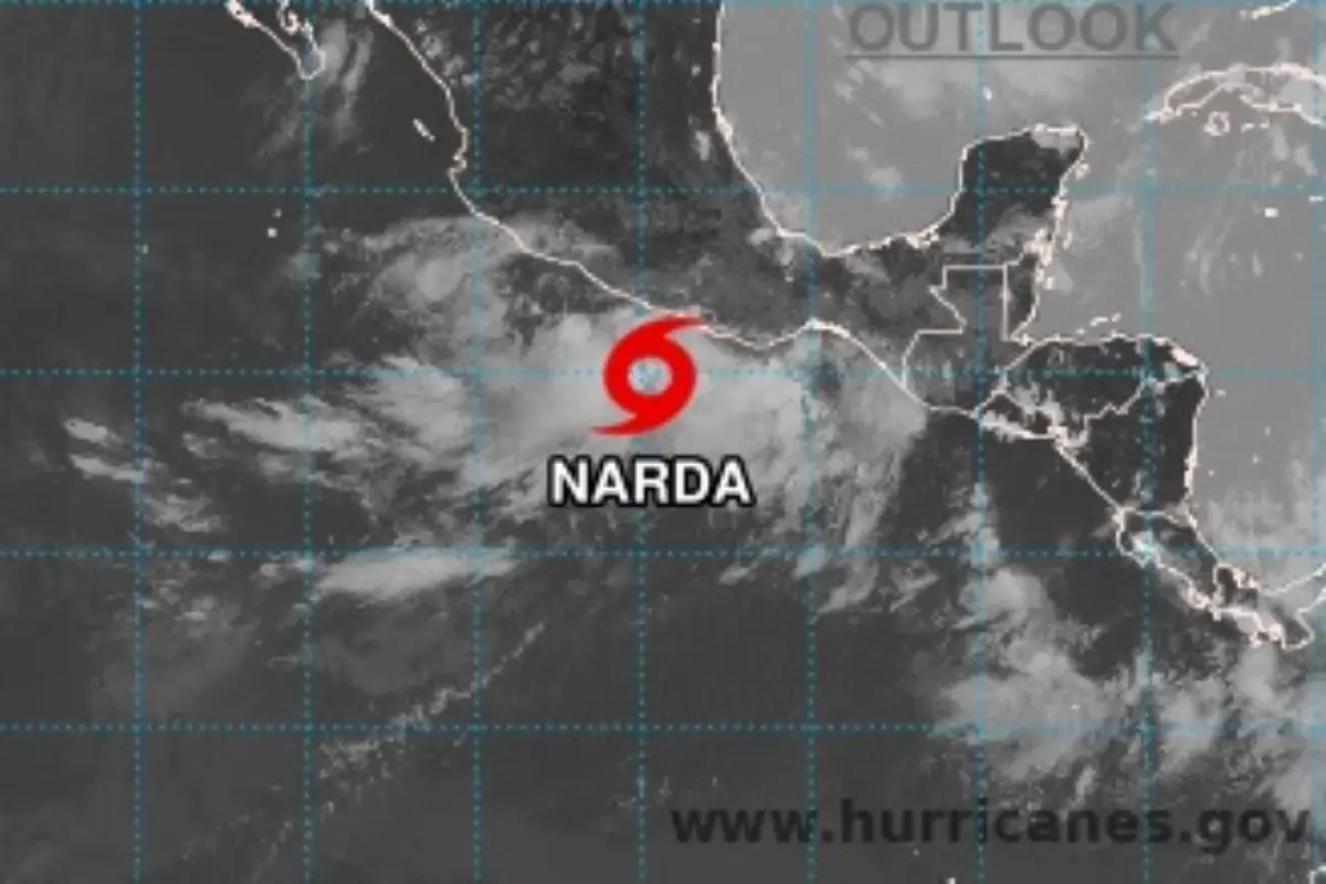 Imagenes del Centro Nacional de Huracanes de EE.UU. ubican al fenómeno Narda en el sur de México., Centro Nacional de Huracanes de los EE.UU.