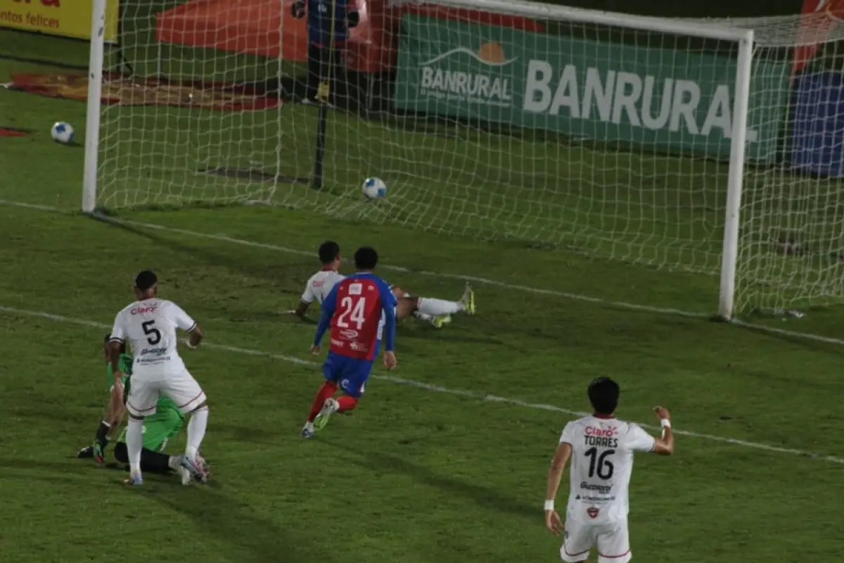 Xelajú derrotó a Malacateco por la fecha 12 del Apertura 2025