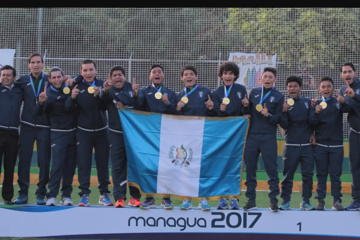 Guatemala durante su premiación en Juegos Deportivos Centroamericanos Managua 2017 
