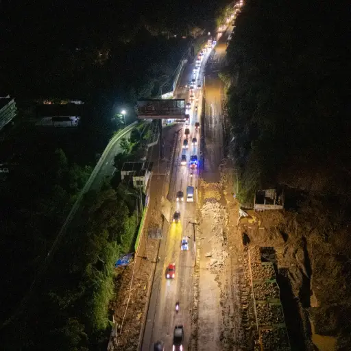 Únicamente dos carriles están habilitados en el Km. 24 de ruta a El Salvador. ,PMT de Fraijanes