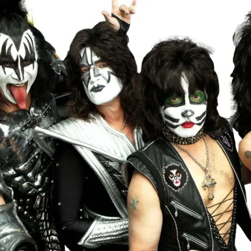 Ace Frehley de Kiss ,Redes sociales