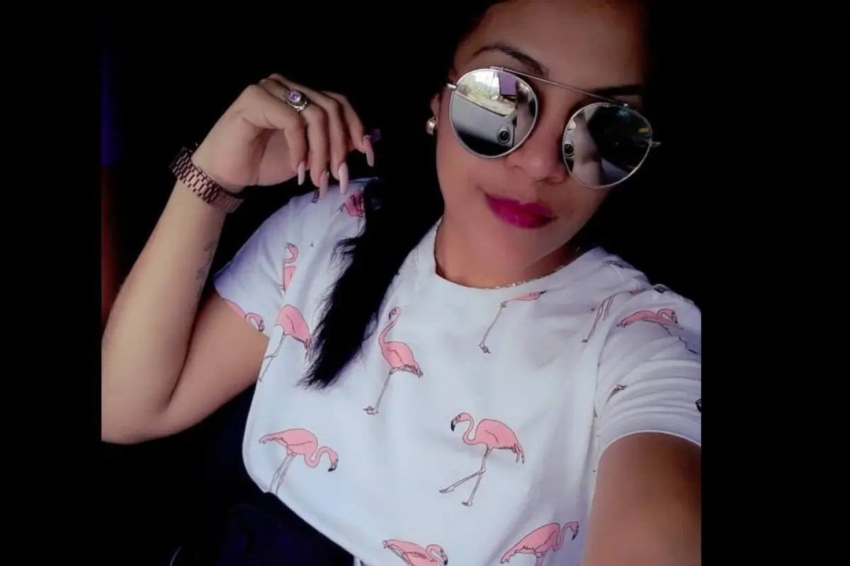 Estilista asesinada, Facebook