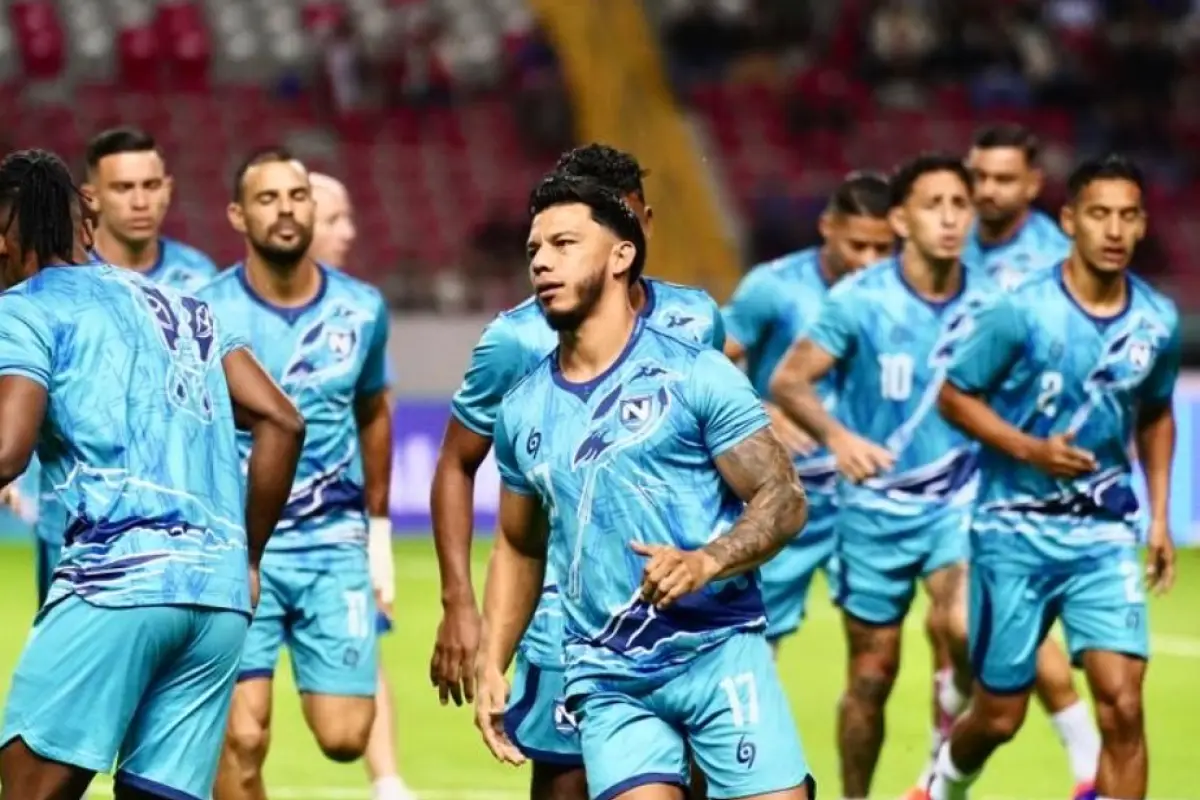 Selección de Nicaragua previo al duelo ante Costa Rica
