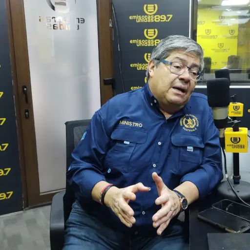 El ministro de Gobernación, Francisco Jiménez, en entrevista con Emisoras Unidas el martes, 14 de octubre. ,Emisoras Unidas