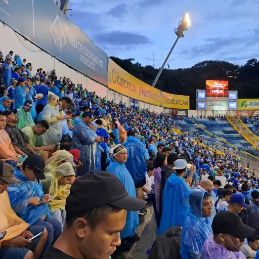 Estadios Cuscatlán  ,x.com/quepasasv_
