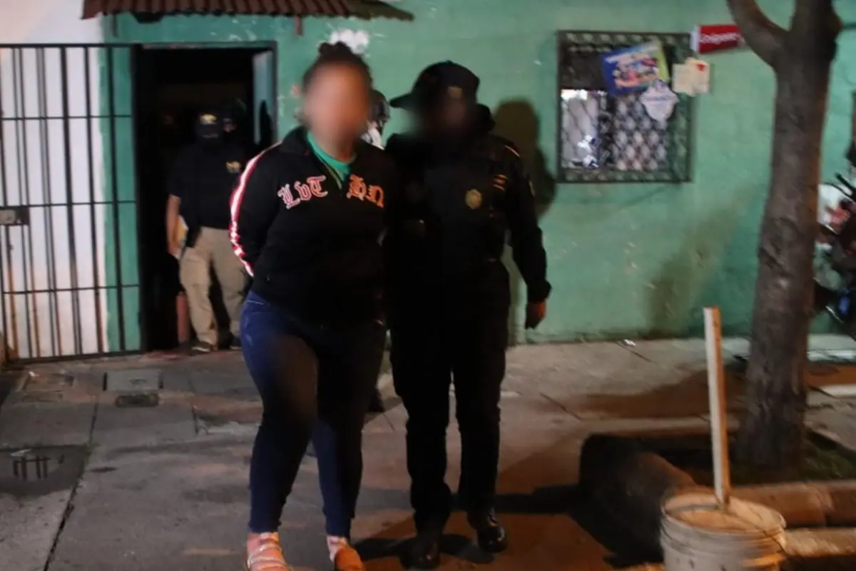 Norma Pérez fue sorprendida cuando trasladaba droga., PNC
