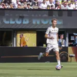 Real Madrid ofrece disculpas públicas por polémico reposteo de Huijsent