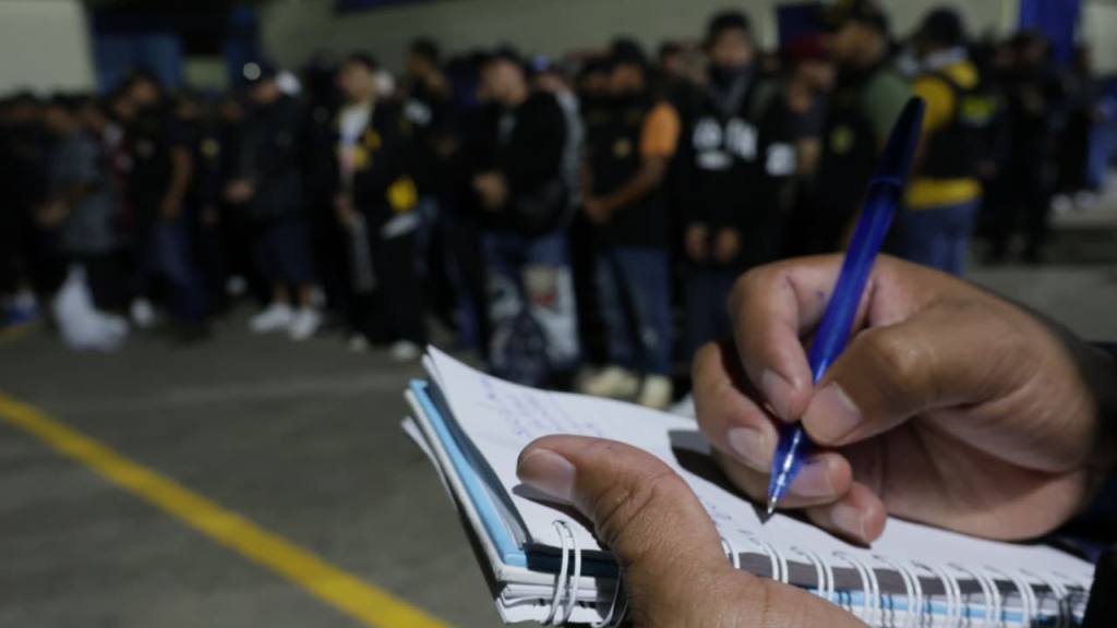 Realizan requisa de prevención en cárcel de Fraijanes II | PNC de Guatemala