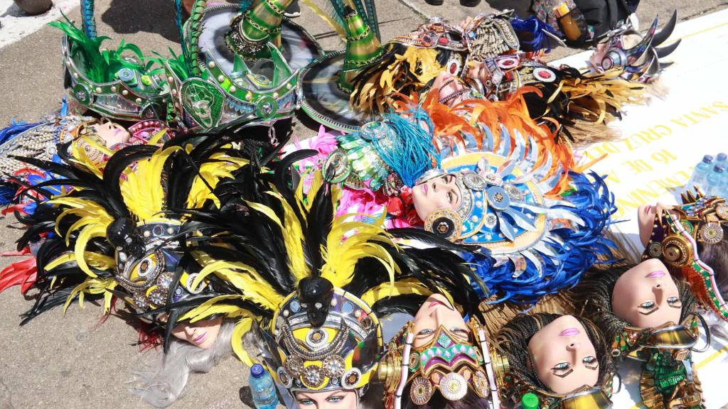 Guatemaltecos viven la experiencia del convite en la zona 1 capitalina | Álex Meoño