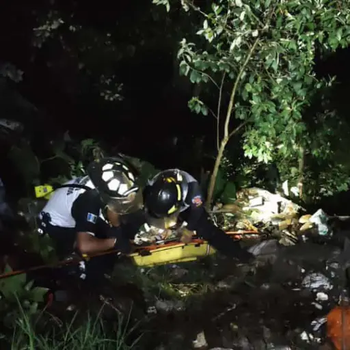 . ,Bomberos Voluntarios
