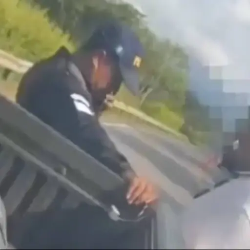 Denuncian supuesta extorsión en Guatemala. ,Captura de pantalla video X.