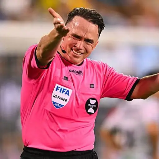 Pierre-Luc Lauziere es el árbitro del partido El Salvador vs. Guatemala 